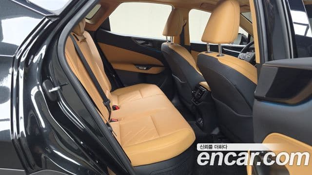 Lexus NX450h+ 2025 — Фото 12/20