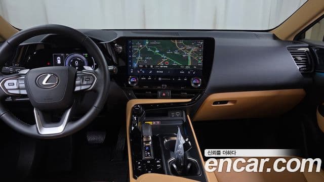 Lexus NX450h+ 2025 — Фото 14/20
