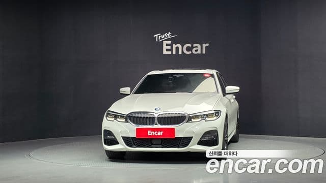 BMW 3 Series 2022 — Şəkil 2/20