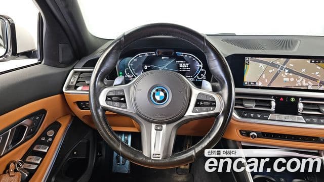 BMW 3 Series 2022 — Şəkil 12/20