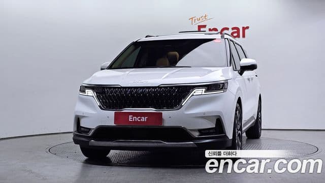 Kia Carnival 2023 — Фото 3/20