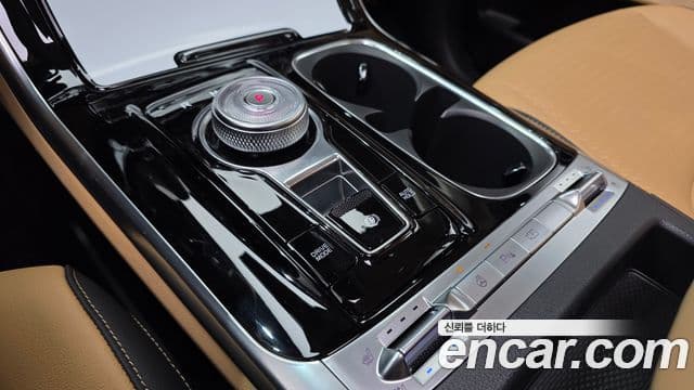 Kia Carnival 2023 — Фото 9/20