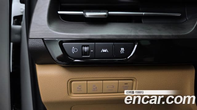 Kia Carnival 2023 — Фото 20/20