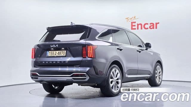 Kia Sorento 2022 — ფოტო 2/20