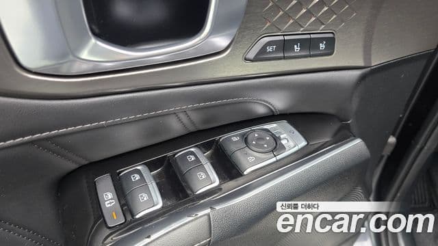Kia Sorento 2022 — ფოტო 18/20