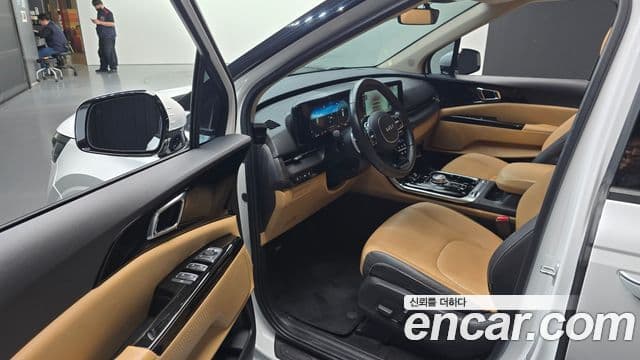 Kia Carnival 2022 — Фото 10/20