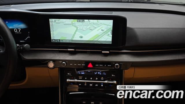 Kia Carnival 2022 — Фото 19/20