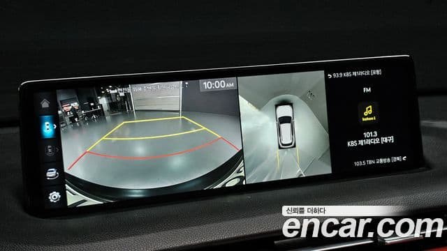 Genesis GV70 2023 — ფოტო 15/20