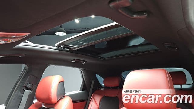 Genesis GV70 2023 — ფოტო 16/20