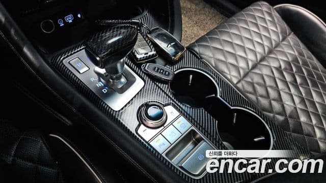 Genesis G70 2018 — ფოტო 7/20
