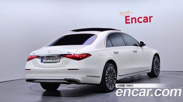 Mercedes-Benz S-Class 2021 — ფოტო 2/20