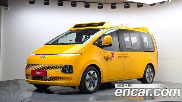 Hyundai Staria 2022 — Фото 20/20