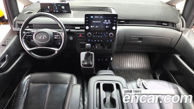 Hyundai Staria 2022 — Фото 9/20