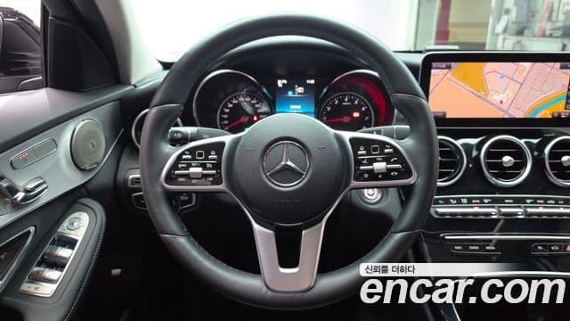 Mercedes-Benz C-Class 2020 — Фото 13/20