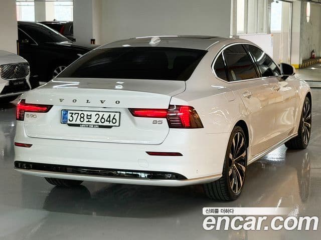 Volvo S90 2025 — ფოტო 1/20