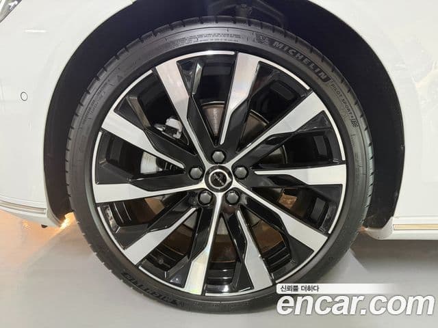 Volvo S90 2025 — ფოტო 4/20