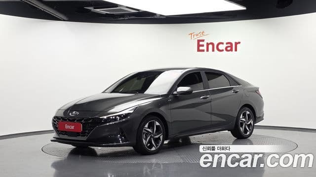 Hyundai Avante 2022 — Фото 1/20