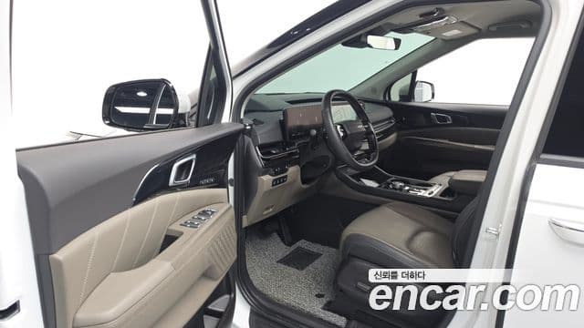 Kia Carnival 2025 — Şəkil 10/20