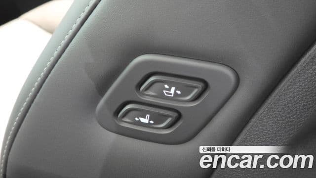 Kia Carnival 2025 — Şəkil 18/20