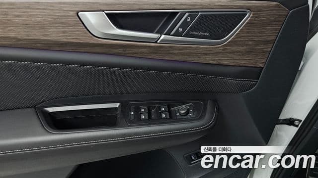 Volkswagen Atlas 2025 — ფოტო 19/20