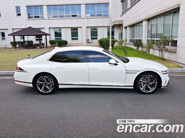 Genesis G90 2023 — Şəkil 20/20