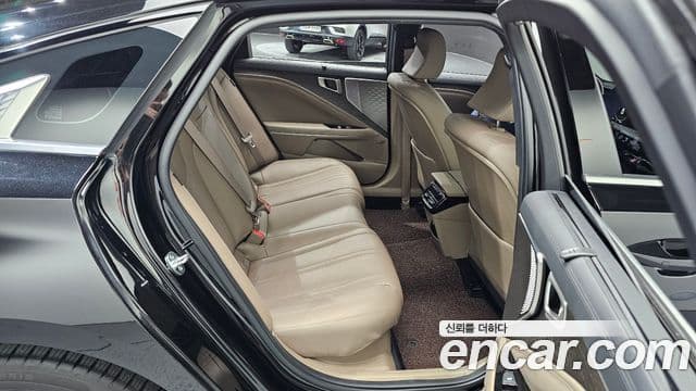 Kia K8 2023 — ფოტო 11/20