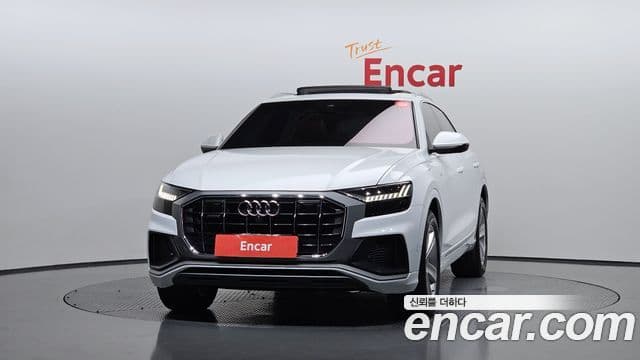 Audi Q7 2021 — ფოტო 3/20