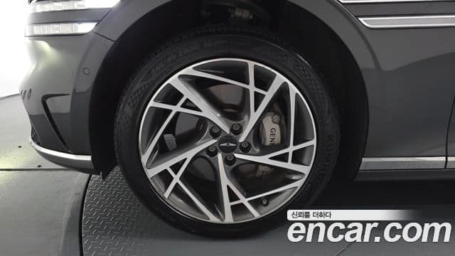 Genesis G90 2022 — Şəkil 11/20