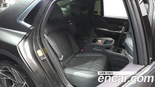 Genesis G90 2022 — Şəkil 2/20