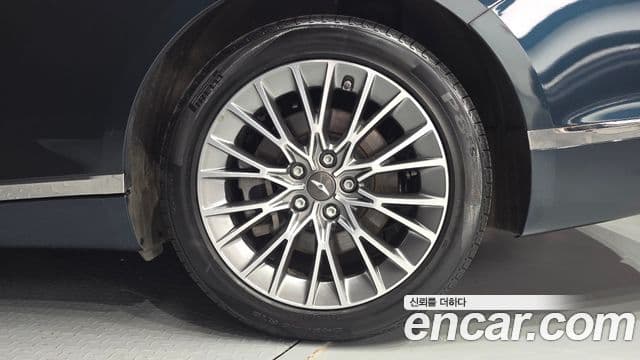 Genesis G80 2021 — ფოტო 30/35