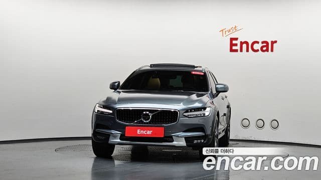 Volvo V90 Cross Country 2020 — ფოტო 3/20