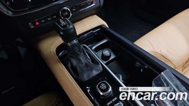 Volvo V90 Cross Country 2020 — ფოტო 9/20