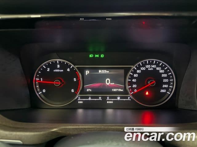 Kia Sorento 2021 — ფოტო 5/20