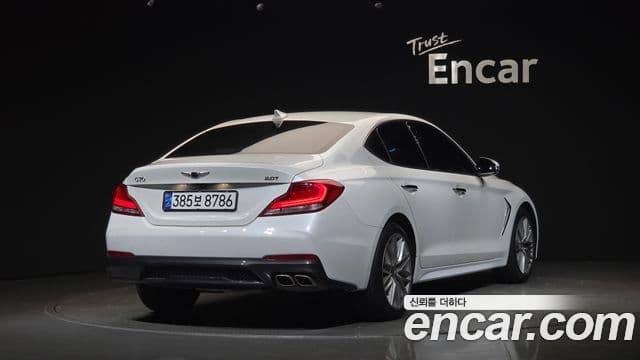 Genesis G70 2020 — ფოტო 2/20