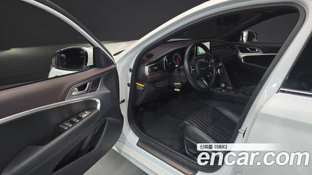Genesis G70 2020 — ფოტო 10/20