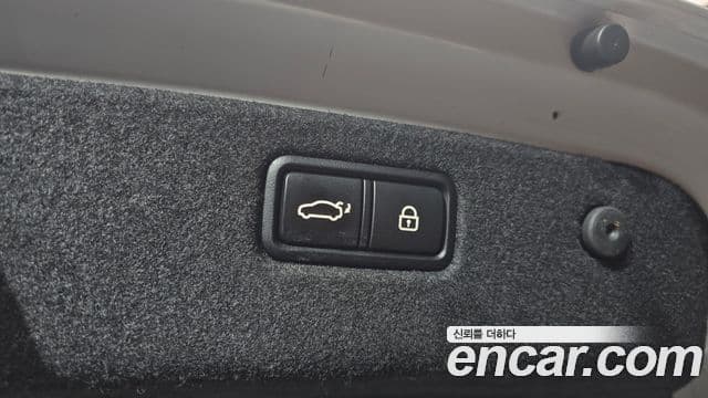 Genesis G70 2020 — ფოტო 20/20