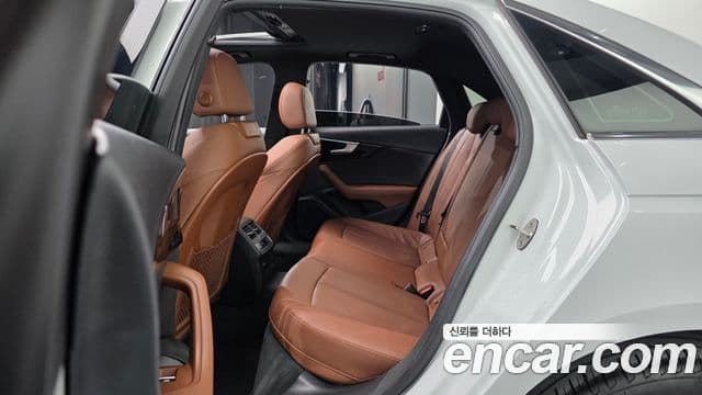 Audi A4 2021 — Şəkil 12/20