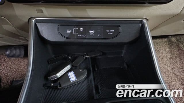 Kia Carnival 2024 — Şəkil 11/20