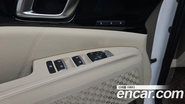 Kia Carnival 2024 — Photo 5/36