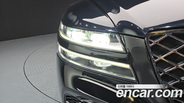 Genesis G80 2020 — Şəkil 28/31