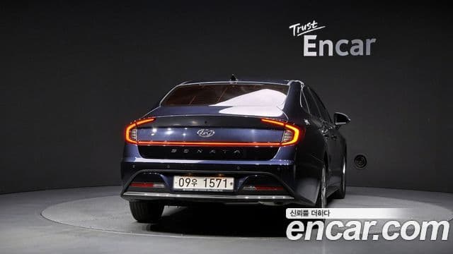Hyundai Sonata Hybrid 2019 — Şəkil 10/20
