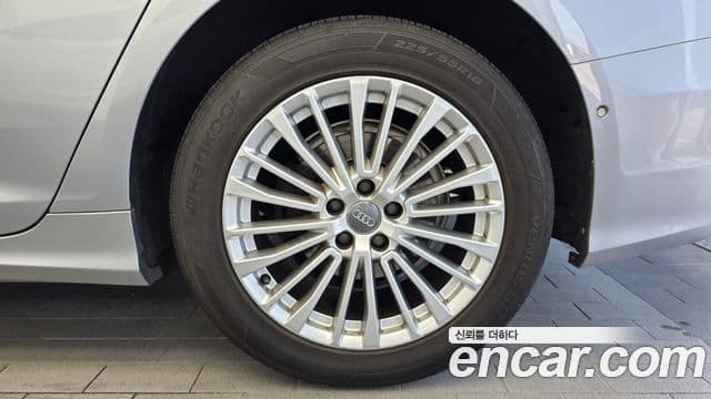 Audi A6 2020 — Photo 35/36