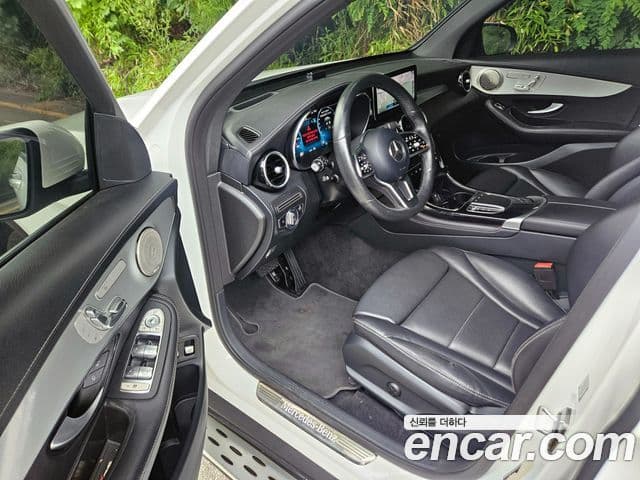Mercedes-Benz GLC-Class 2021 — Şəkil 10/19