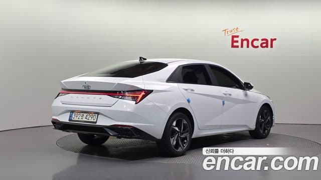 Hyundai Avante 2022 — ფოტო 2/20