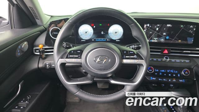 Hyundai Avante 2022 — ფოტო 14/20