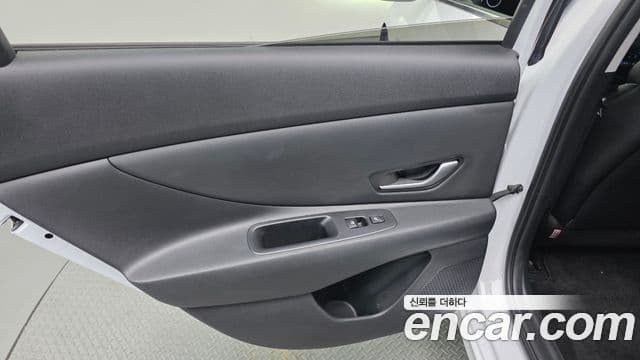 Hyundai The New Avante Hybrid 2022 — Şəkil 5/30