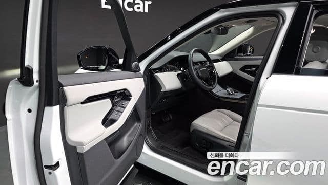 Land Rover Range Rover Evoque 2025 — Фото 10/20