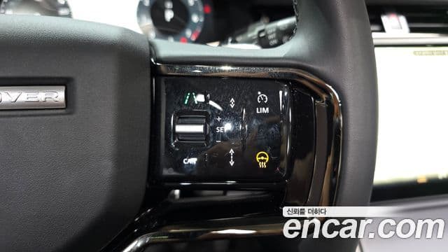 Land Rover Range Rover Evoque 2025 — Фото 18/20