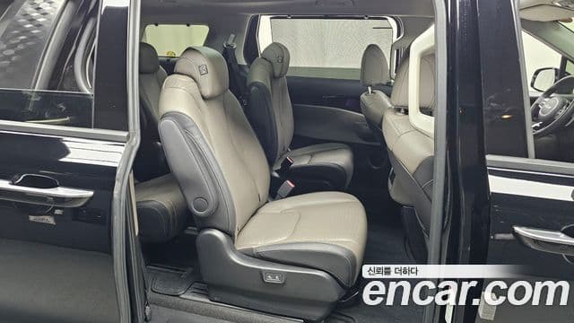 Kia Carnival 2024 — ფოტო 11/20