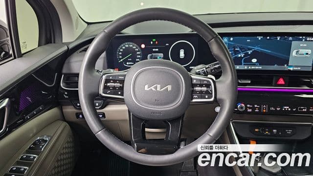Kia Carnival 2024 — ფოტო 13/20